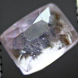 2.0 CT Natural Light Pink Kunzite, Emerald Shape AAA Quality Loupe Clean Light Pink Kunzite For Beautiful Jewelry Making