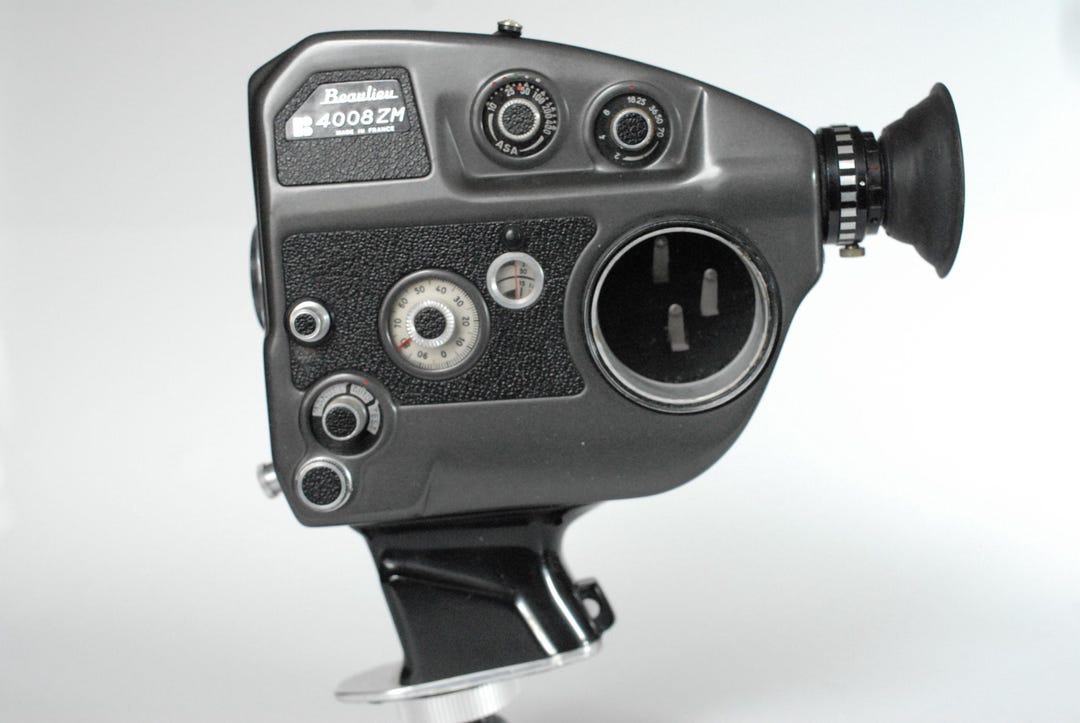 Caméra Beaulieu 4008ZM Super 8 Avec Objectif Angenieux 8-64mm - Testée