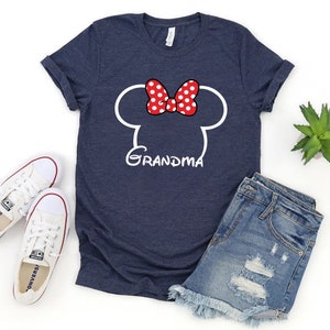 Grandma mouse shirt, Disney family , women&#39;s Disney shirt, Disney grandma shirt, Disneyworld shirt, Disney Vacation Shirt, Disneyland P7400