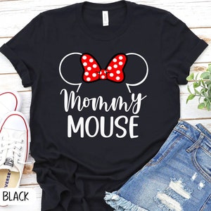 Koszulka Mommy Disney Castle, Koszulka Disney dla mamy, Koszulka Mommy Mouse, Słodka koszulka Minnie, Koszulka z grafiką Minnie, Koszulka z Myszką Miki P7400
