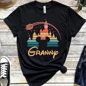 Granny Mouse Shirt, Grandma mouse, Disney family shirt, women&#39;s Disney shirt, Disney grandma shirt, Disneyworld shirt, Disney Shirt