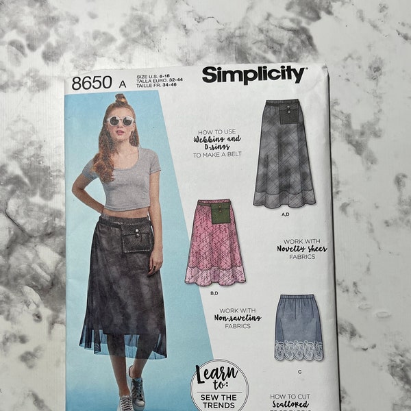 Misses Pull on Skirt in 3 Lengths and Belt Bag Pattern, Skirt with Mesh Overlay and Scalloped Edge Hem, Simplicity 8650, Size A 6-18, Uncut