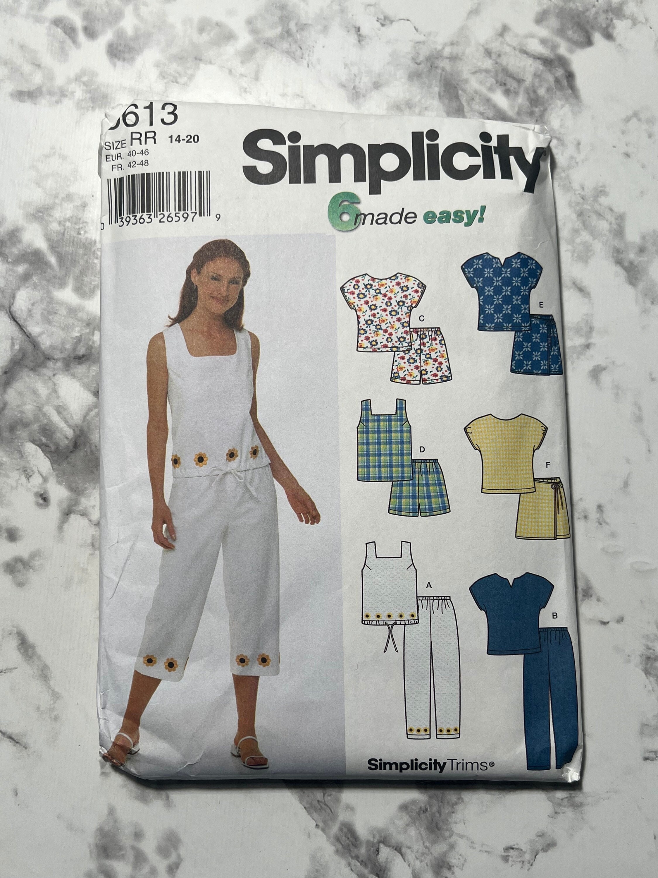 Early 2000s 6 Made Easy Misses Set of Tops, Pants, Shorts or
