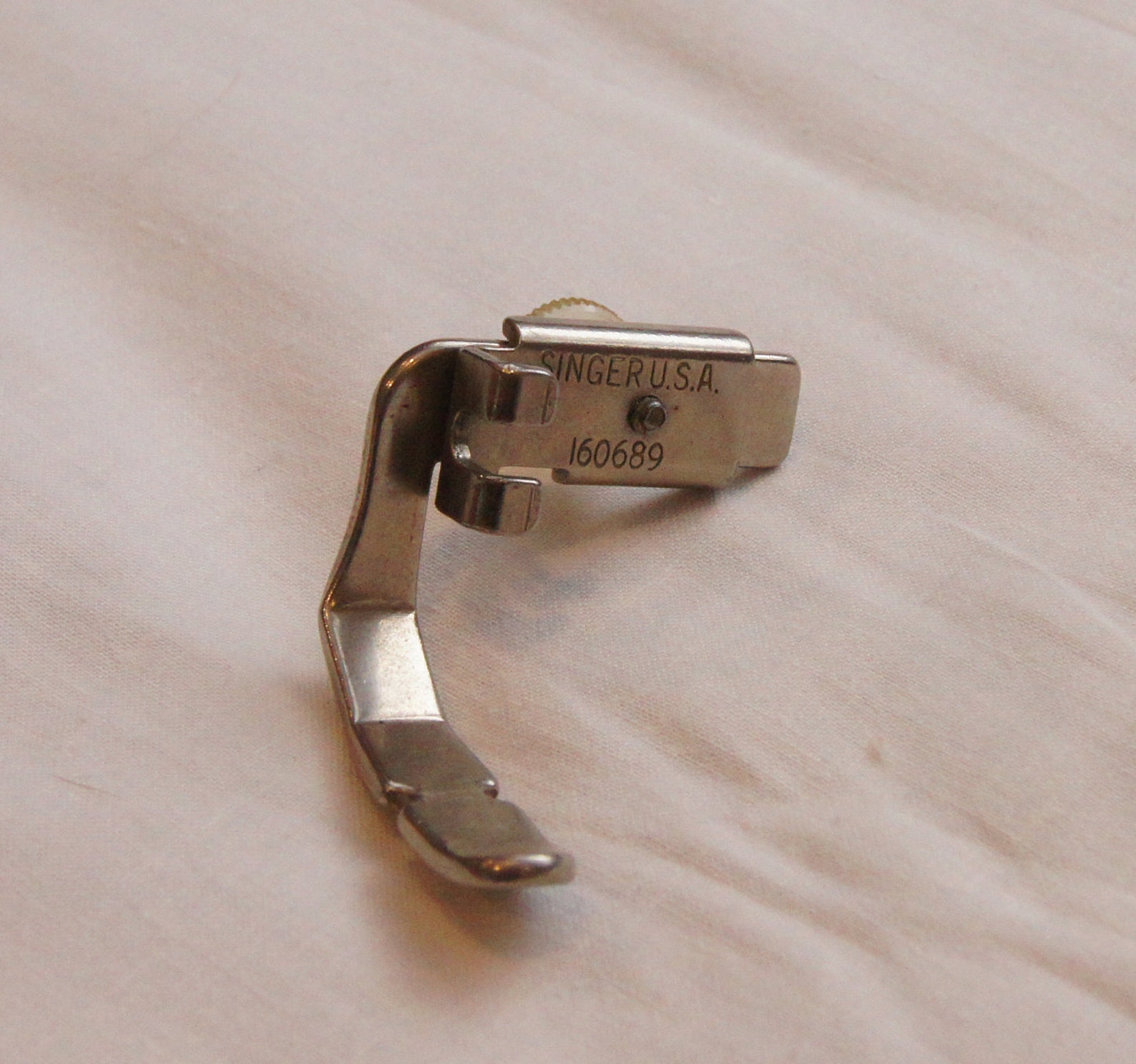 Vintage Singer Zipper Foot No. 160689 Etsy