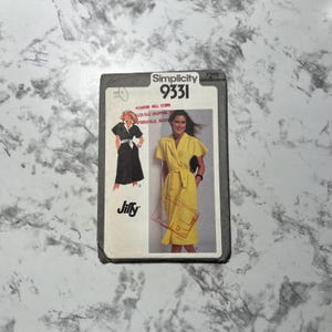 Simplicity 5331 Pattern UNCUT 1980s Jiffy Boy's Wrap Front