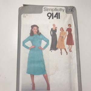 70s Misses Dress Pattern in 2 Lengths and Tie Belts, Long Sleeve Knee Length or Maxi Length Dress, Simplicity 9141, Size 14, 36&quot; Bust, Uncut