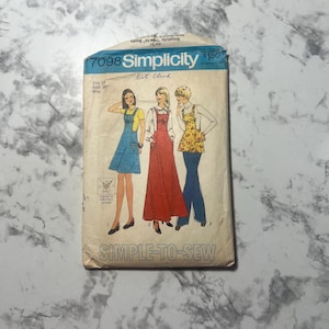 70s Simple to Sew Misses&#39; Jumper in 2 Lengths or Top Pattern, MISSING TRANSFER, Sleeveless Dress, Simplicity 7098, Size 12, 34&quot; Bust, Cut