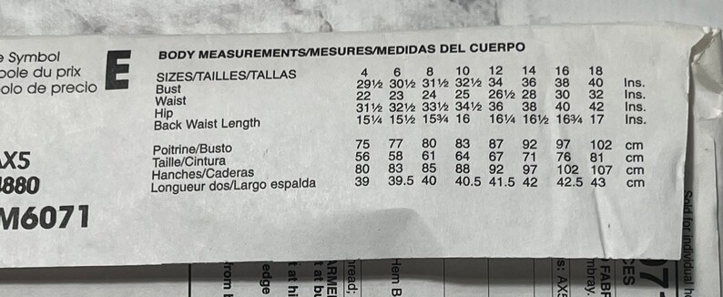 Laura Ashley Misses Dresses in 2 Lengths Pattern, Sleeveless Dress ...