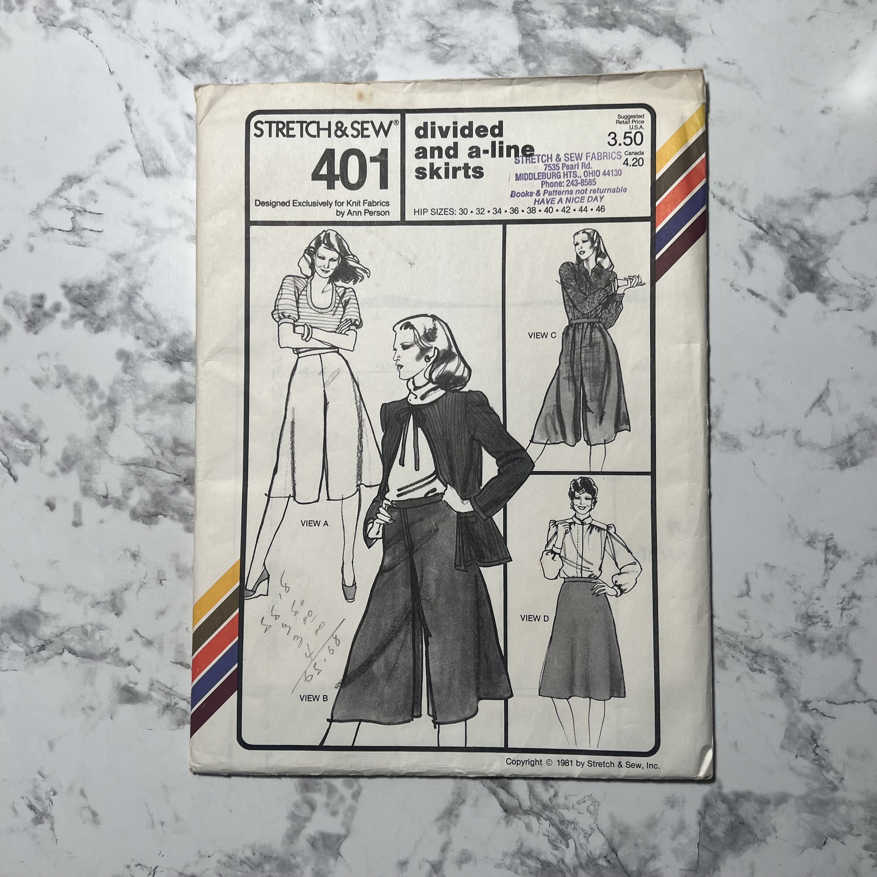 80s Divided and A-Line Skirts Pattern, Knee Length Skirt or Gaucho Shorts Pattern, Stretch & Sew 401, 20"-37" Waist, 30"-46" Hip, Uncut