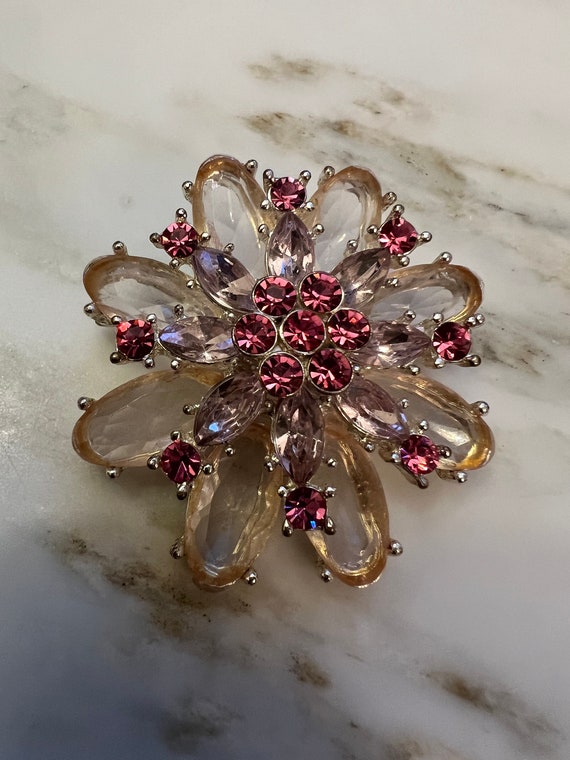 Pink and clear faceted rhinestone brooch