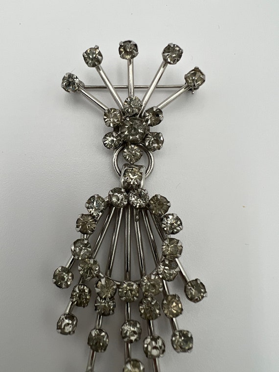 Vintage art deco clear rhinestone dangle brooch - image 2