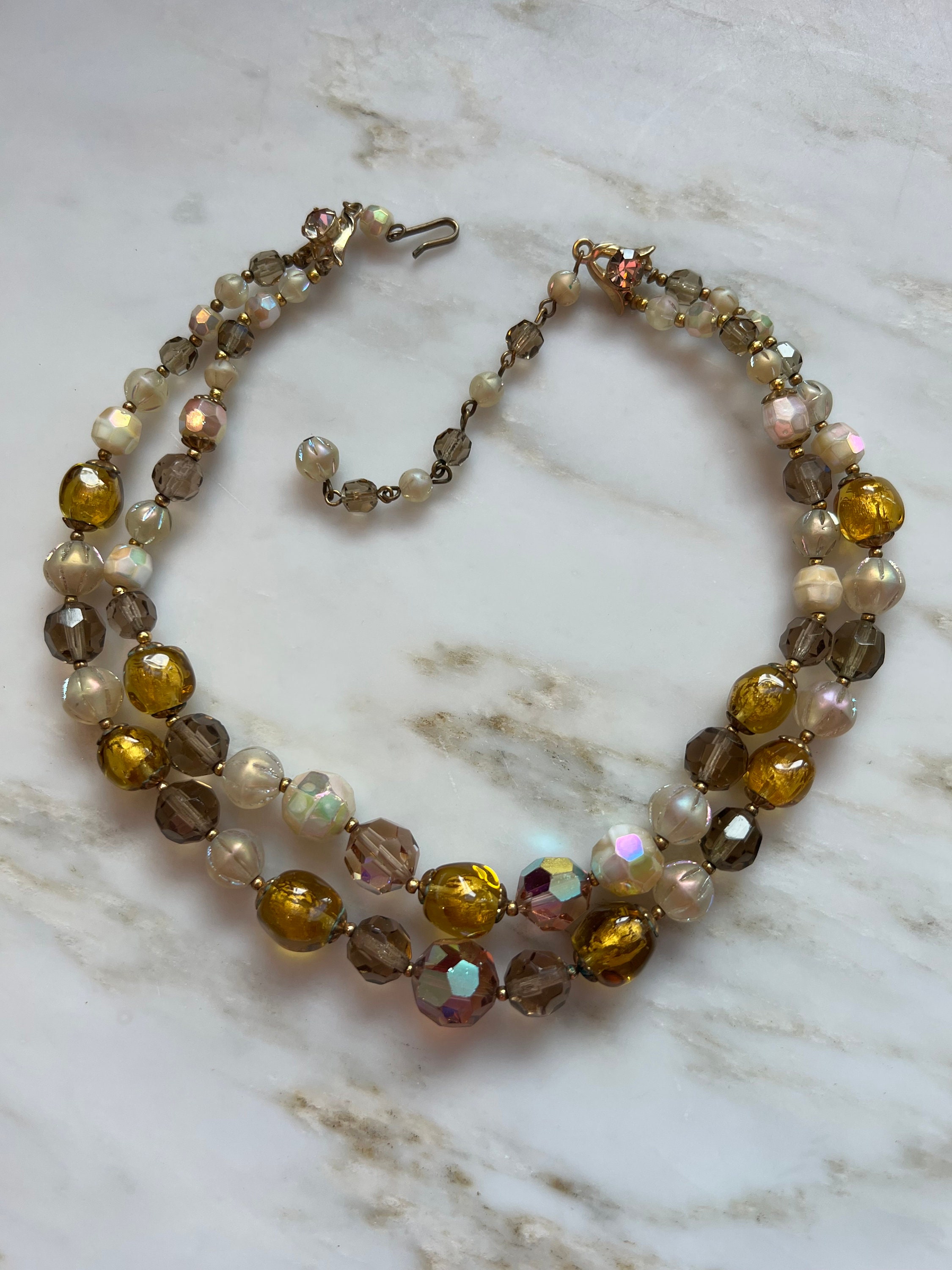 Collier Ancien Double Rang En Perles De Verre - Vert Et Blanc - Vintage Français