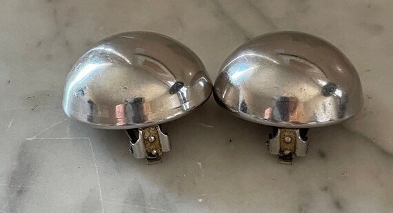 Vintage coro silver tone disc-button earrings - image 4