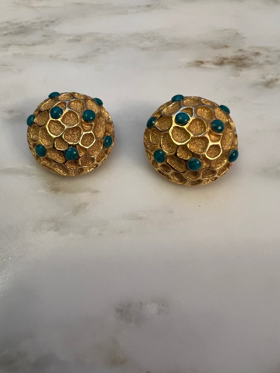 Vintage Coro gold tone textured domed and cabocho… - image 1