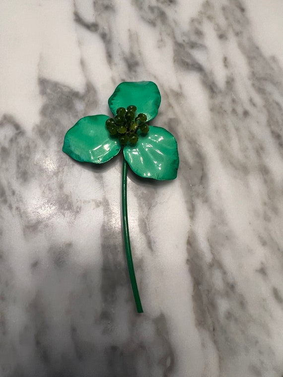 vintage green flower brooch Gem