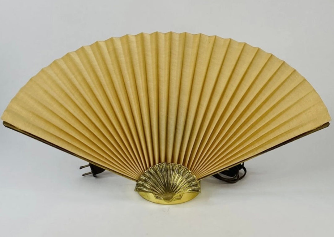 Vintage Brass Clamshell Seashell TV Table Lamp Hollywood Etsy