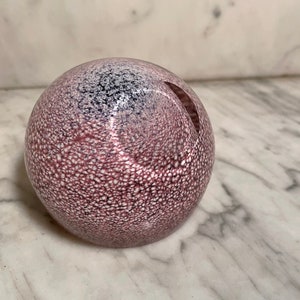 Vintage 1988 tom philabaum purple glass paperweight