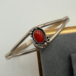 Vintage petite Navajo sterling silver and red coral cuff bracelet artist signed