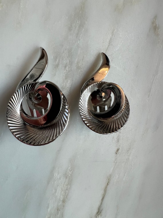 Vintage Coro silver tone earrings