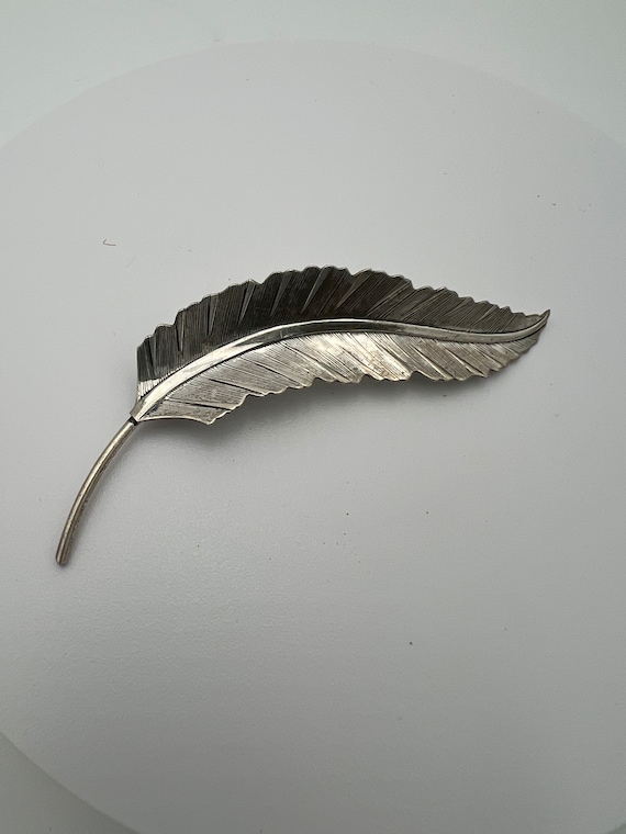 Vintage Beau sterling silver feather brooch