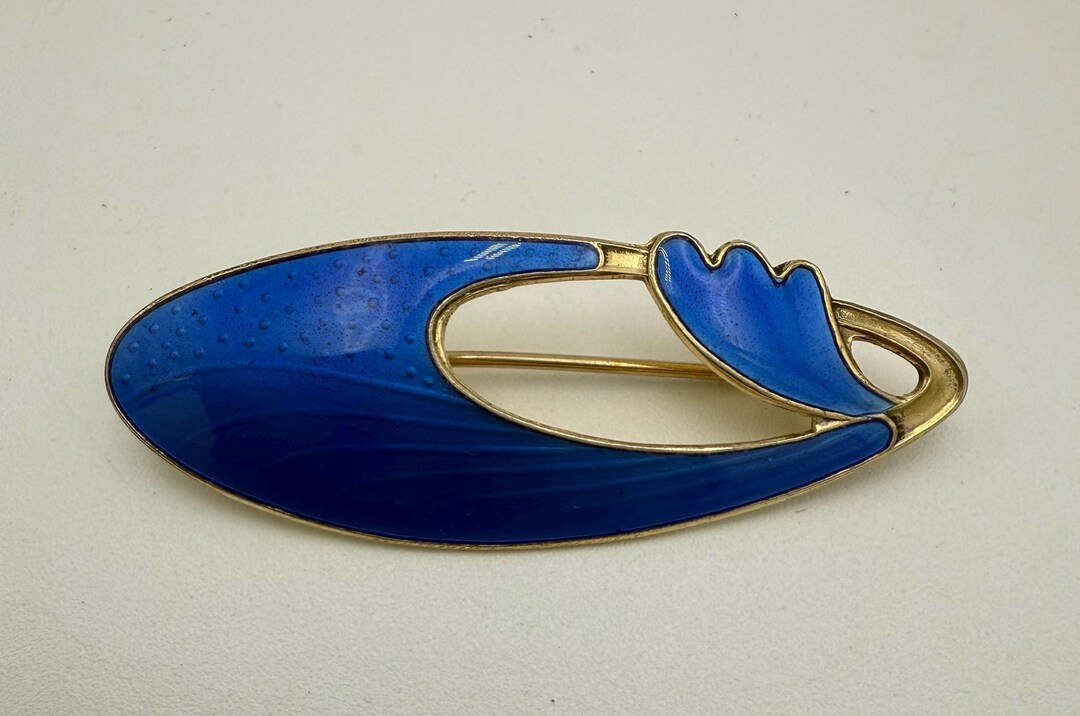 ブルーの蝶々のブローチ　大小セット　NORWAY STRELING OPRO Vintage Norway Blue Guilloche Enamel Sterling Vermeil Brooch Opro