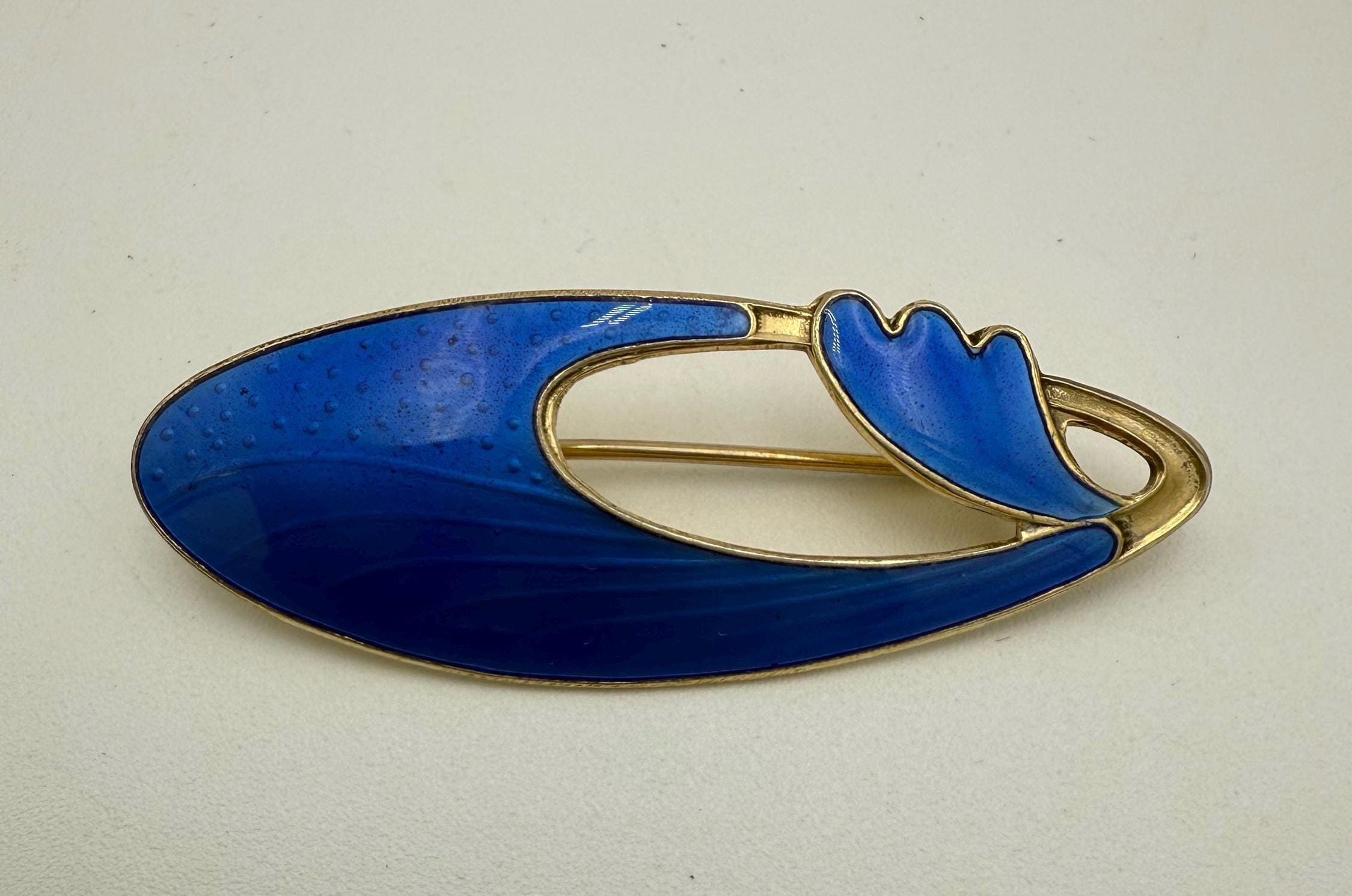 ブルーの蝶々のブローチ　大小セット　NORWAY STRELING OPRO Vintage Norway Blue Guilloche Enamel Sterling Vermeil Brooch Opro
