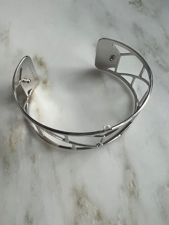 Interchangeable cuff bracelet deals