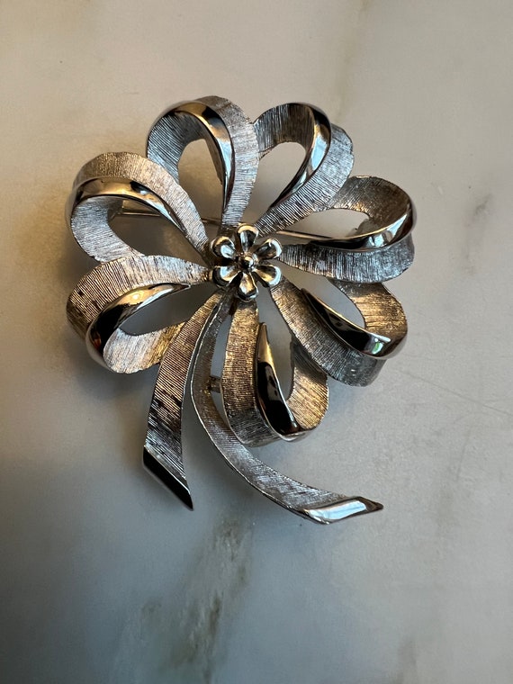 Vintage crown Trifari silver tone flower pinwheel… - image 2