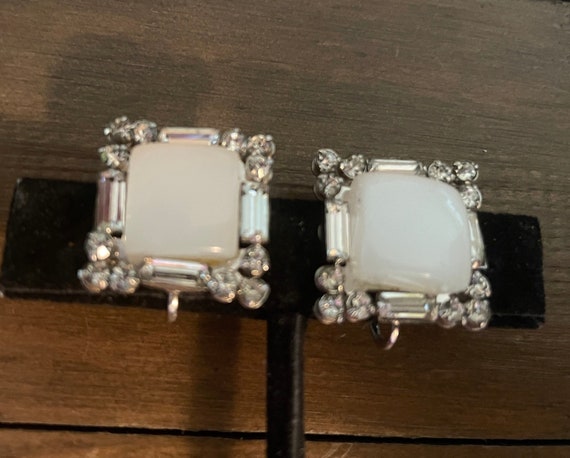 Vintage coro moonstone lucite rhinestone earrings - image 2