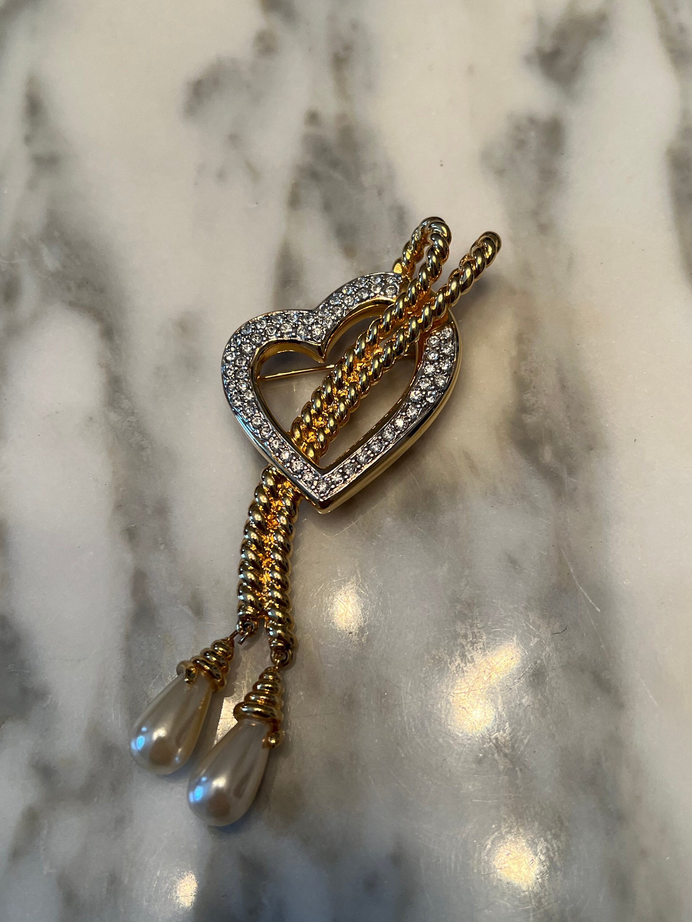 アクセサリー fablous sounds / vintage jewelry Vintage Signed Afj Gold Tone Rhinestone Heart and Pearl