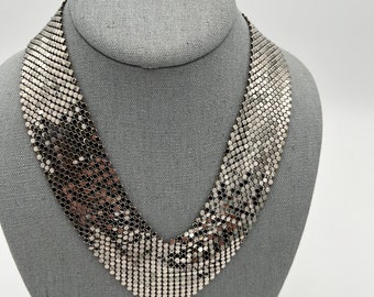 Collar de cuello de malla plateada estilo Whiting Davis vintage