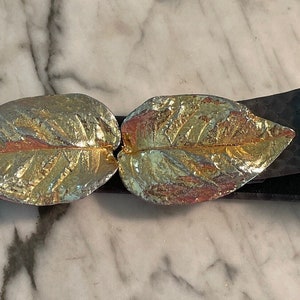 Vintage 1981 mimi di n leaves belt buckle with reptile print leather belt