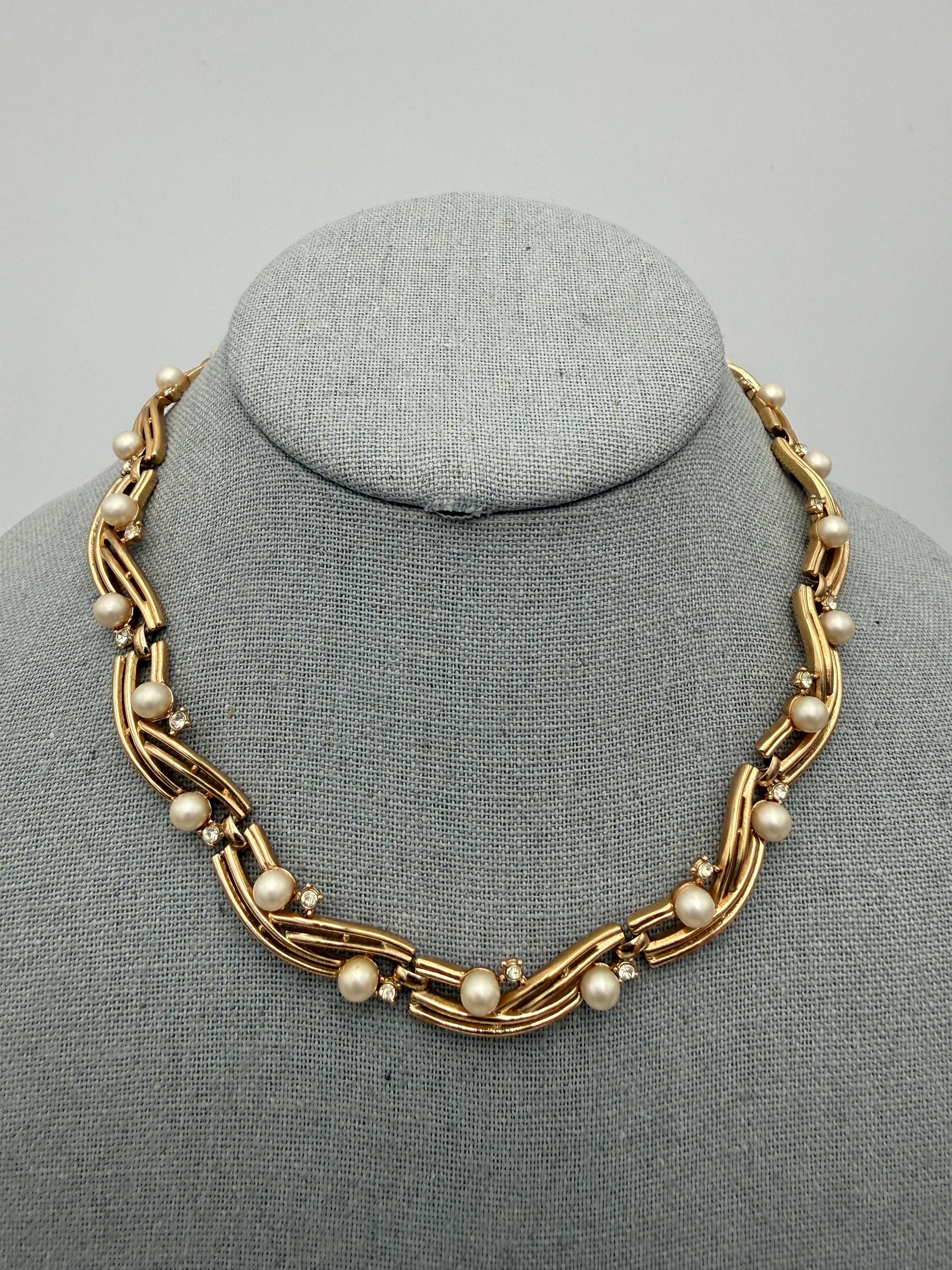 Trifari Necklace - Etsy