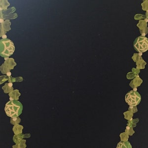 Vintage hong kong acrylic beaded necklace and hoop earrings