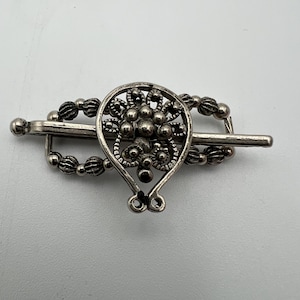 Silver metal hair pin clip