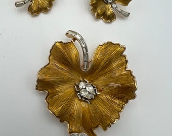 Vintage crown Trifari enameled rhinestone bee bug on a leaf brooch and earrings set