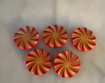 5 Vintage red and yellow swirl buttons, 1.5 inches in diameter. In excellent condition.