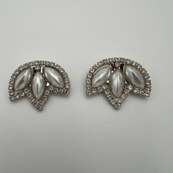 Vintage faux pearl and rhinestone shoe clips