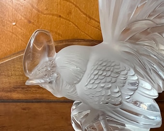 LALIQUE クリスタル 鶏 コックナン カーマスコット 置物 サイン入 Signed Lalique France Coq Nain Rooster Figurine, Clear Frosted