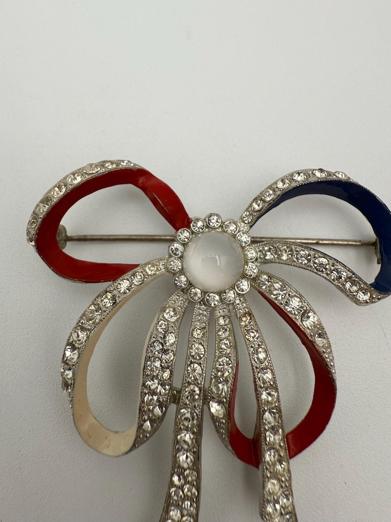 Red Ribbon Broche Vintage Unsigned Red White and Blue Enamel Rhinestone Ribbon Bow Brooch ...