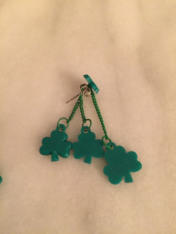 Buy Mall of Style Four Leaf Clover Necklace - Green St.Patrick's Day  Earrings for Women - Shamrock Earrings - Irish Jewelry - Shamrock Pin  Brooch - Green Clover Necklace, Earrings, Bracelet, Brooch