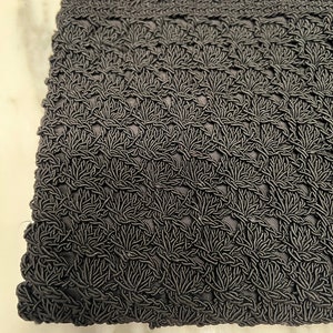 Vintage 1940s black cord crochet knit purse