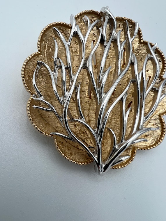 Broche (spilla) Vintage Avec Branche De Corail Rouge Authentique - Fabrication Artisanale, Neuf Sans Emballage