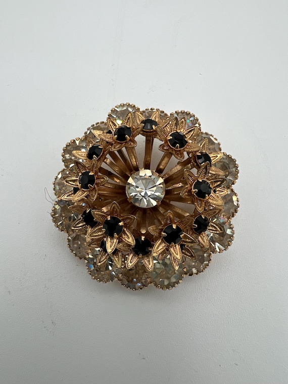 Broche Vintage Dorée Avec Strass Et Pierres Semi-précieuses – Signée Made Austria – Très Bon état