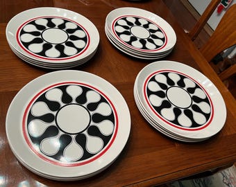 Vintage rare Mikasa Style Kraft Asta mod design dinner plates 10.5 inches