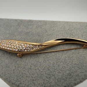 Vintage Brooch Dior - Etsy