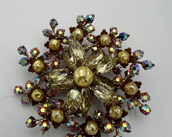 Vintage aurora borealis and pearls layered flower brooch