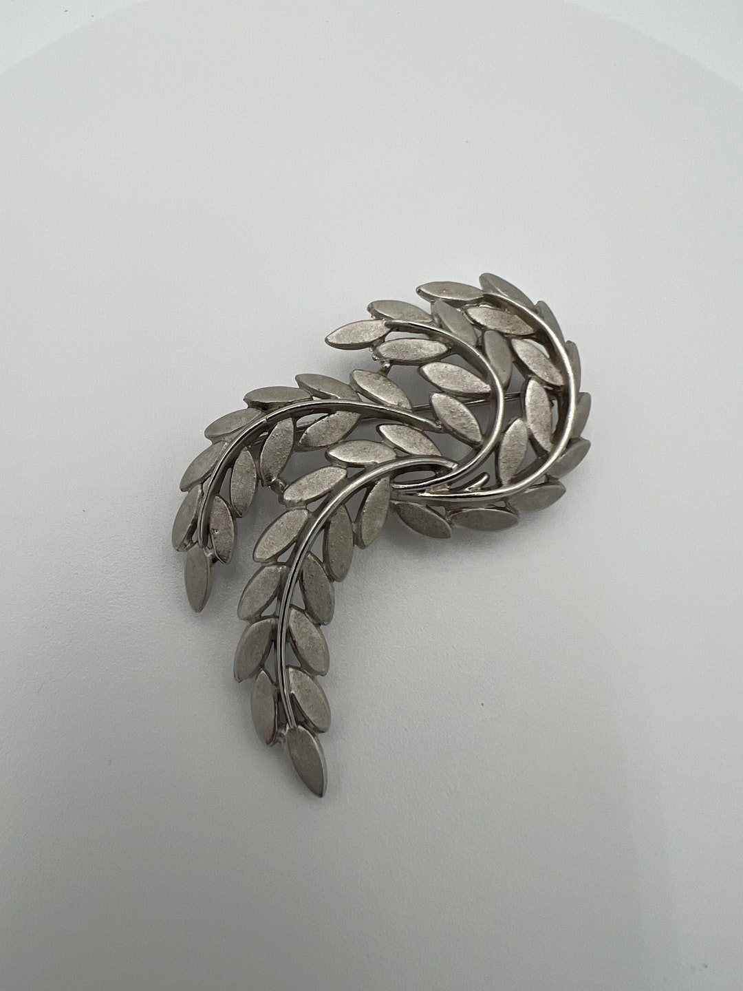 Broche Vintage Argentée Style Art Déco - Occasion, Pierre, Look Rétro