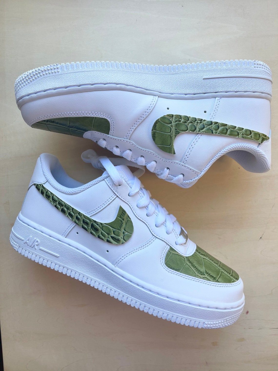 colorchanging air force 1s