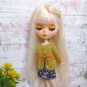 Cardigan tricoté pour Blythe / tenue blythe / vêtements blythe / vêtements pour Blythe / poupée blythe personnalisée / pull pour Blythe